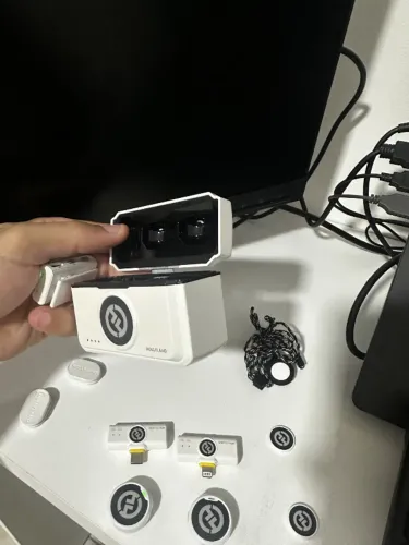 Fone Hollyland Lark M2 kit completo para câmera, tipo-c e Lighting