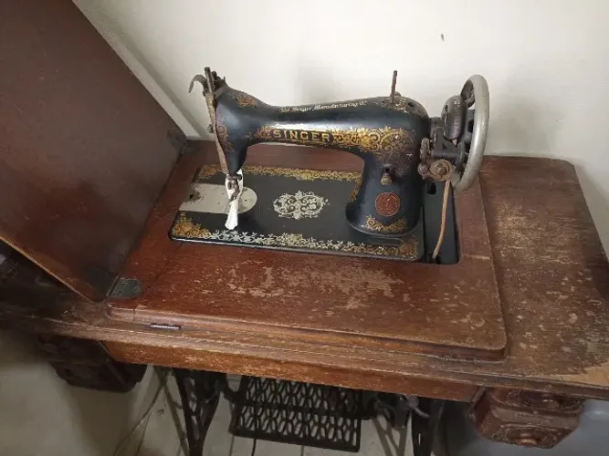 Máquina de costura década de 1970