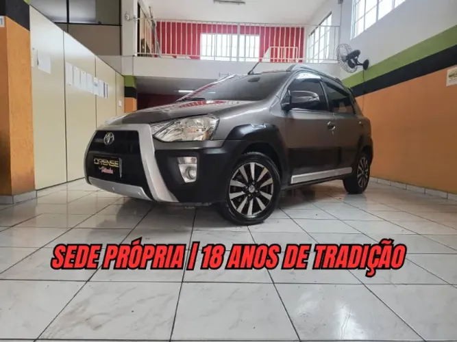 Toyota Etios Cross 1.5 Flex 16V 5P Aut. 2017