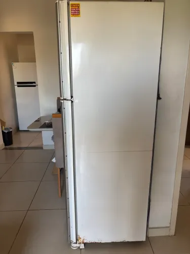 Vendo geladeira usada