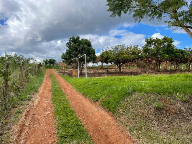     Chácara 5.000m² em Brazlândia | Próxima da Cidade + Renda com Aluguel