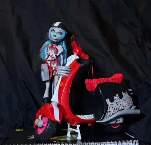 GHOULIA YELPS G1 Playsets Scooter monster high