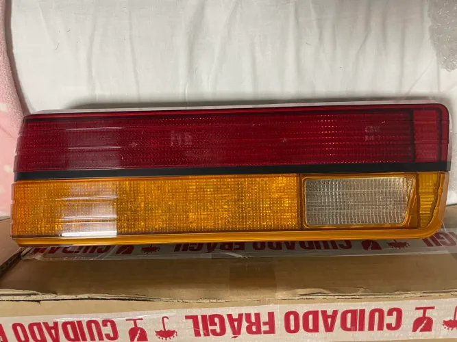 Vendo lanterna de del Rey 1991 original de estoque antigo, produto perfeito nunca usado 