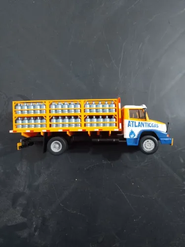 Caminhão de brinquedo