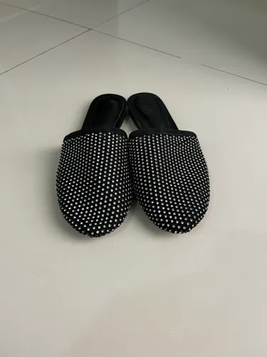 LOTE / KIT DE CALÇADOS FEMININOS DE MARCA (4 PARES)