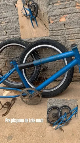 Bike peças tudo bom tem as duas câmeras pneu de trás novo e os dois pneu