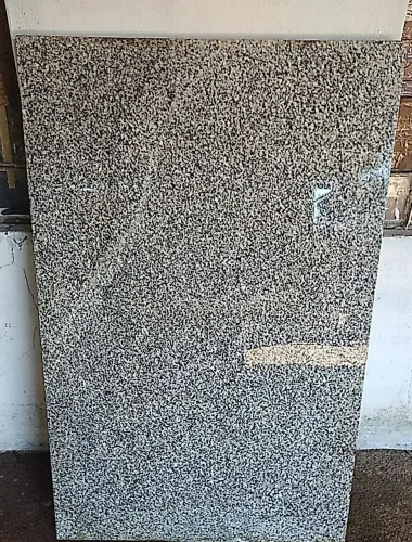 2 Pedras de Granito 1,17m x 75cm - Espessura Grossa de 4cm