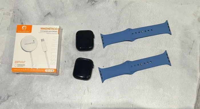 Apple WHATCH S9 45 MM ORIGINAL Semi Novo detalhes de leves no vidro VENDA