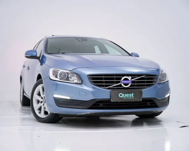 Volvo V60 T-4 Momentum 2.0 190cv 5P 2017