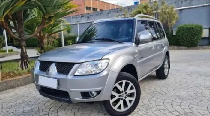 Mitsubishi Pajero TR4 2.0/ 2.0 Flex 16V 4X4 Aut. 2013