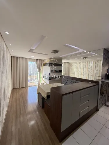 Apartamento com três dormitórios sendo uma suíte no condomínio Amistá