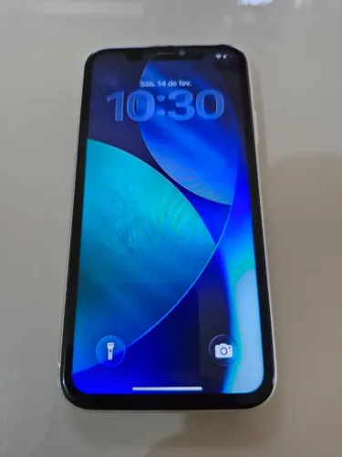 iphone 11 128gb. em otimo estado. aceito cartao