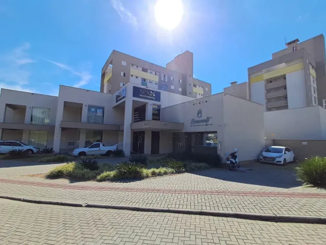 Apartamento (Padrão), com 2 quartos e 1 banheiros à Venda, 61 m² em Criciúma/SC
