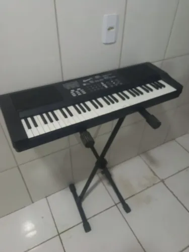 Teclado musical queens