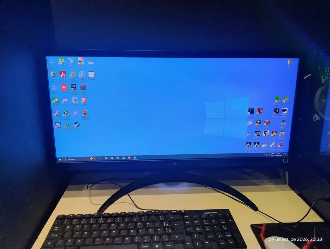 Monitor ultrawide LG 26 polegadas