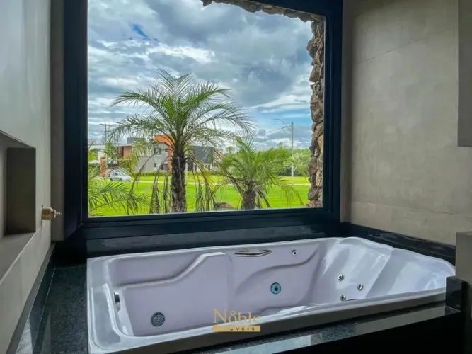 Casa em condomínio com conceito!! Concreto aparente e madeira ripada