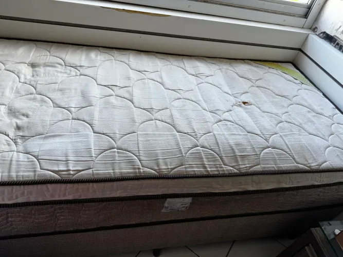 Cama solteiro (box)