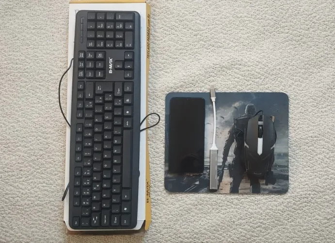 Vende se celular  , mouse e teclado 
