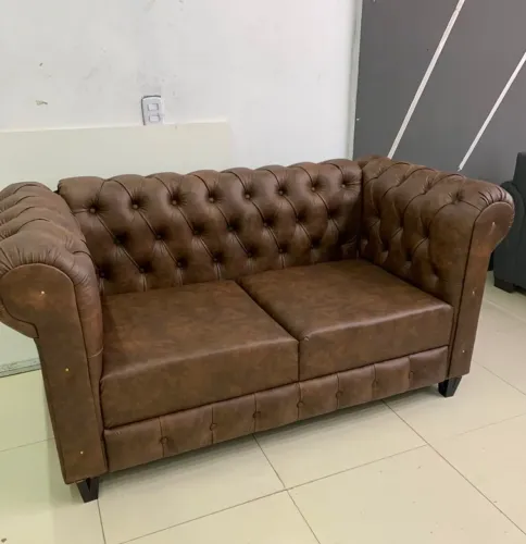 Sofá Chesterfield em Courano