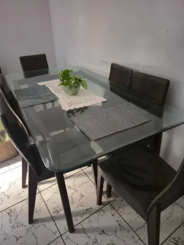 Mesa de jantar 6 cadeiras