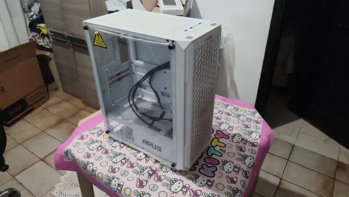 Gabinete Gamer Pichau Apus Branco - Lateral Vidro (Com Caixa e 3 Fans Brancas)