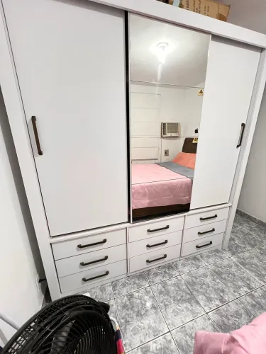 Guarda-roupa Casal