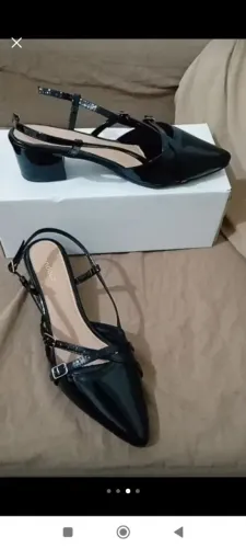 Vendo salto novo preto