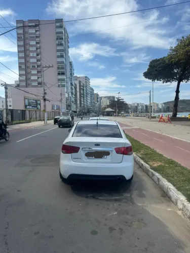 Kia Motors Cerato 1.6 16V Aut. 2013