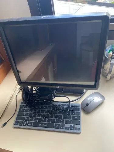 Computador para PDV all in one touch screen Bematech 615 S