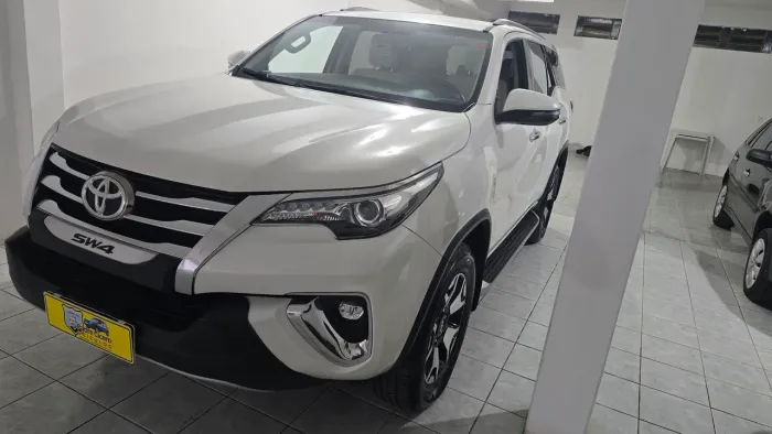 Toyota Hilux SW4 SRX Diamo. 4X4 2.8 TB DIE AUT 2020