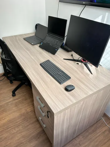 Mesa de Escritório/ Home Office
