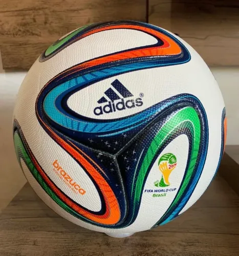 Bola Futebol Adidas Brazuca OMB