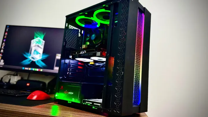 PC Gamer RTX 2060 / i5 10400F / 16Gb RAM / 240SSD / 3TB HD
