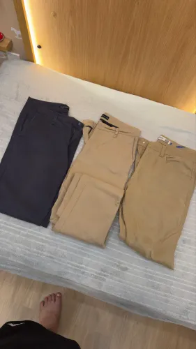 Vendo conjunto de 3 calças de alfaiataria