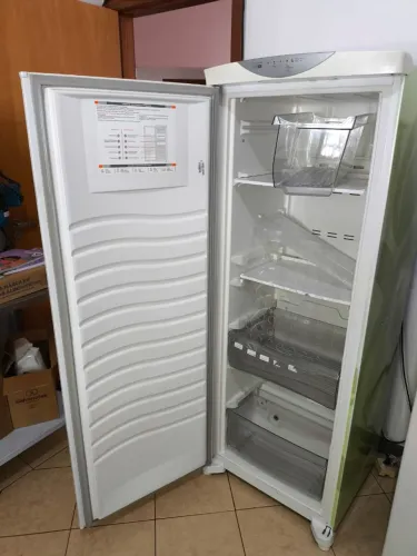 Freezer Brastemp vertical 228 l