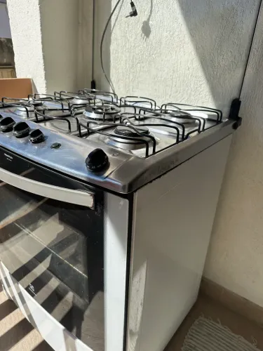 VENDO FOGÃO ELECTROLUX 5 BOCAS 