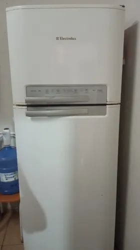 Geladeira electrolux (DF50) 