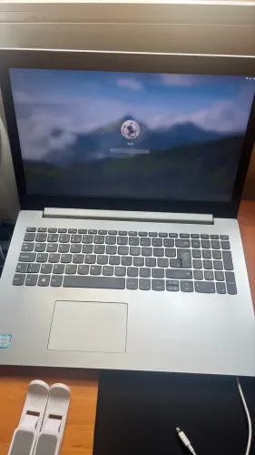 Notebook Lenovo i3