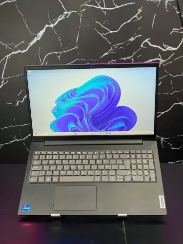 NOTEBOOK LENOVO CORE I7 11° GERACAO/ 16GB RAM DDR4/ SSD 500GB