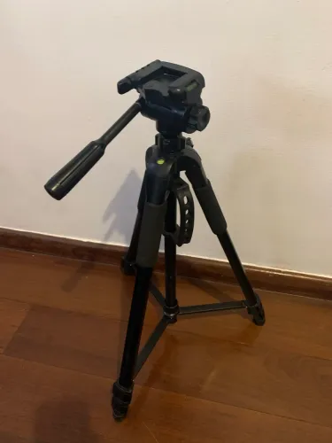 Tripé