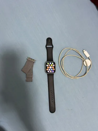 Apple Watch Series 8, GPS, 45 mm. 