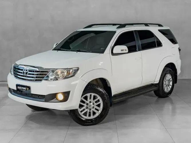 Toyota Hilux 4X2 2.4 Diesel 2015