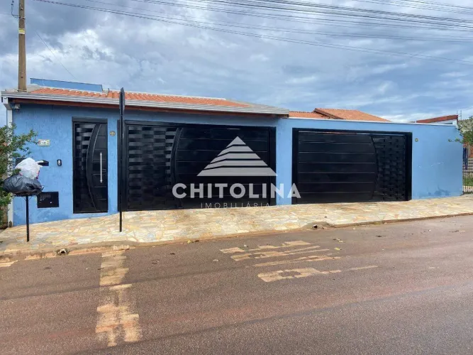Casa para aluguel, 3 quartos, 1 suíte, 4 vagas, Bosque dos Pinheiros - Itapetininga/SP