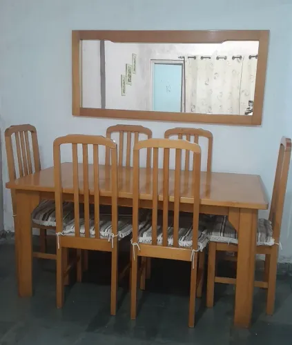 Conjunto de mesas 6 lugares e espelho grande
