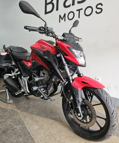 HONDA CB 300F 24/24 46.000KM