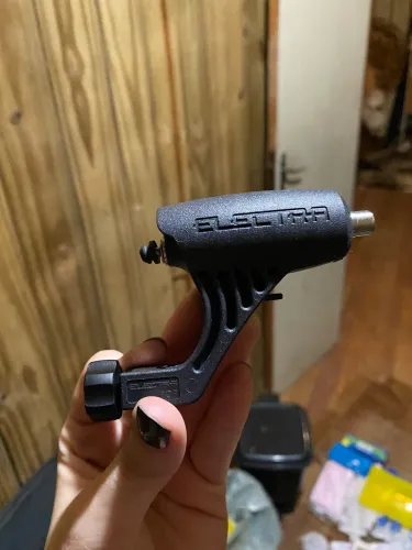 Equipamentos para tatuagem