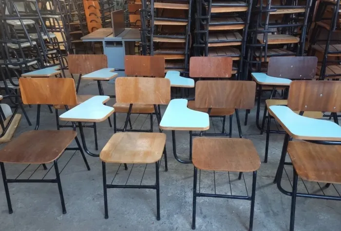 Cadeira escolar 