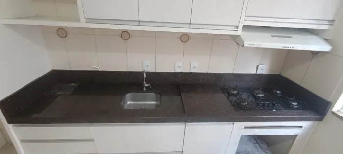 Vendo cozinha planejada e bancada de mármore