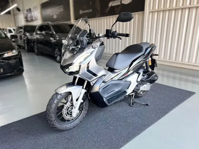 Honda ADV 150