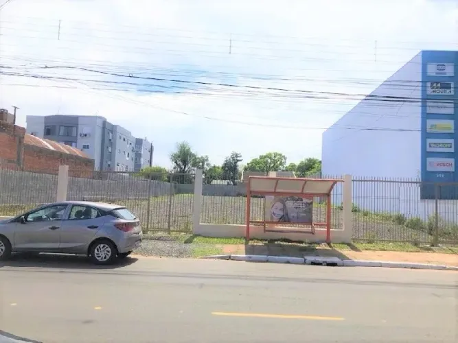 Terreno com 1100m²